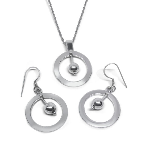 Circle of Beauty Silver Set